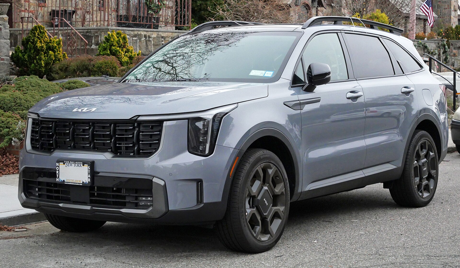 Kia Sorento vehicle profile for derivative, drivetrain and export-document comparison