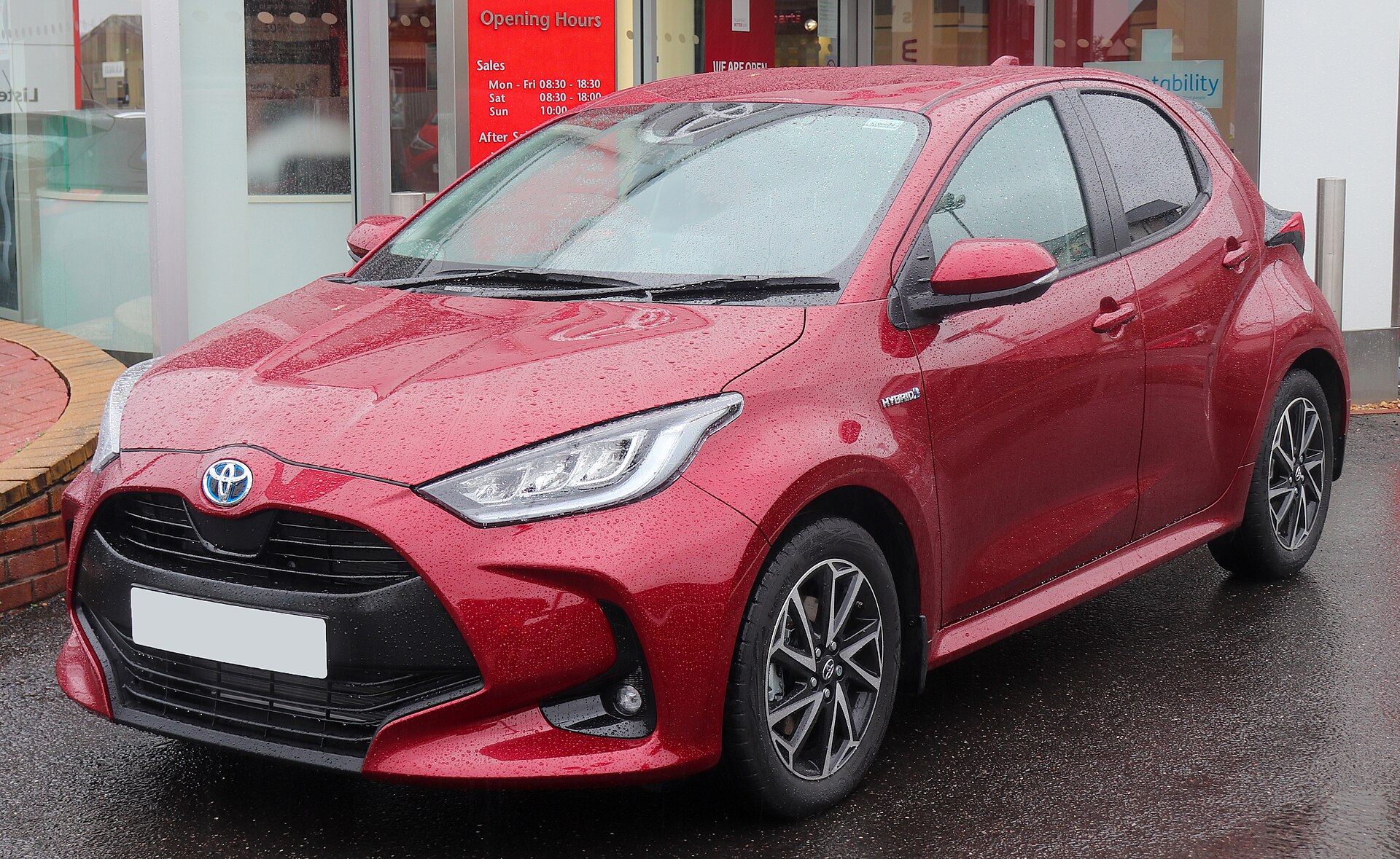 Toyota Yaris 2026 official exterior front three-quarter view